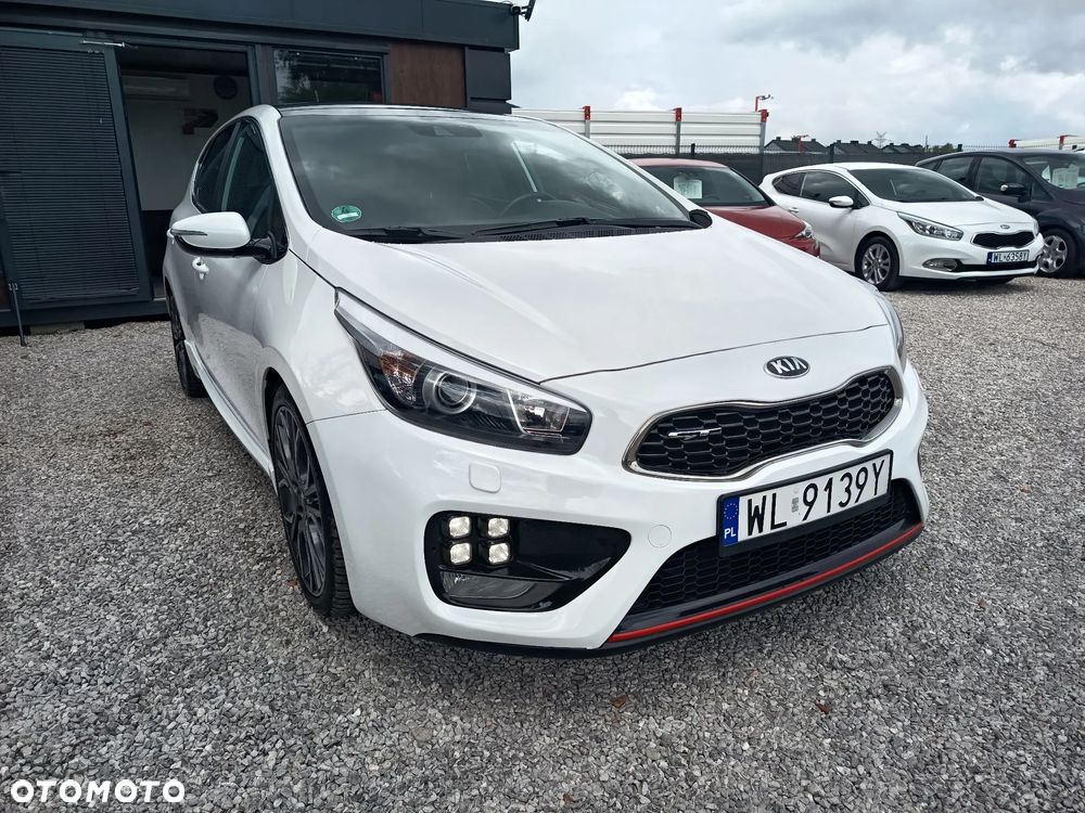 Kia Ceed 1.6 T-GDI GT - 14