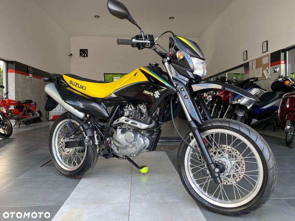 Suzuki DR - 4