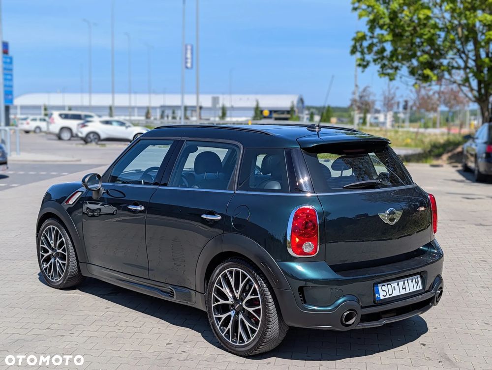 MINI John Cooper Works ALL4 - 4