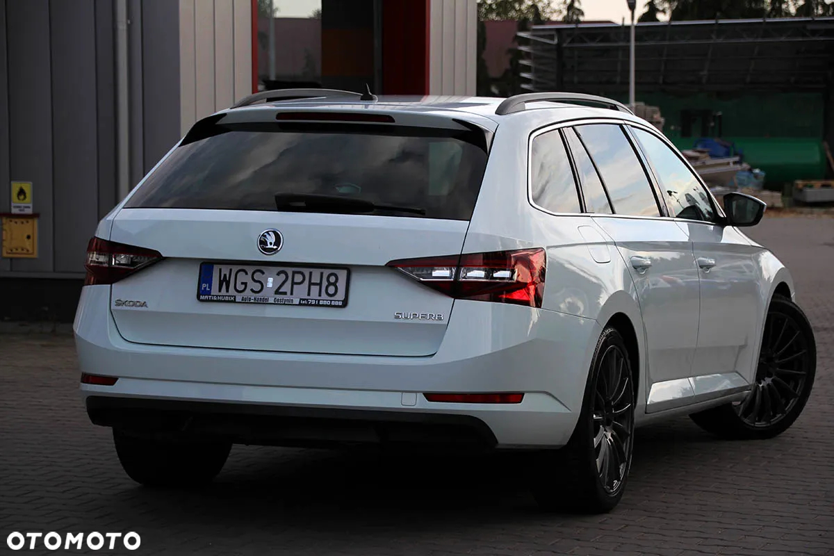 Skoda Superb Combi 2.0 TDI Style - 4