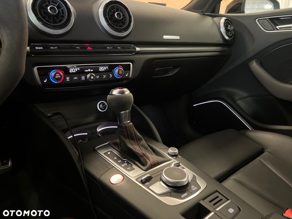 Audi RS3 Sportback 2.5 TFSI Quattro S tronic - 22