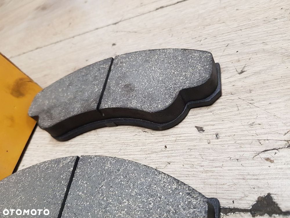 Klocki hamulcowe przód Ridex 402B0711 Fiat Ducato 250 2.3 D 150 Multijet 148 KM - 3