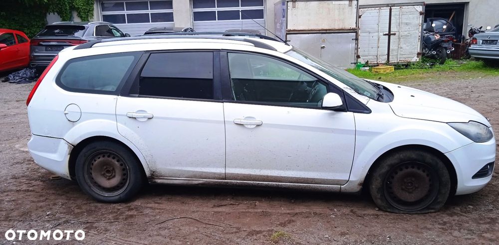 Na części Ford Focus MK2 Lift 1.8 TDCI kombi lakier Frozen White silnik skrzynia maska klapa drzwi zderzak - 4