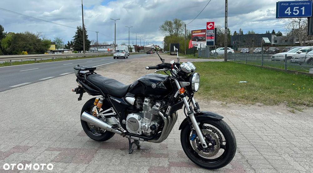 Yamaha XJR - 7