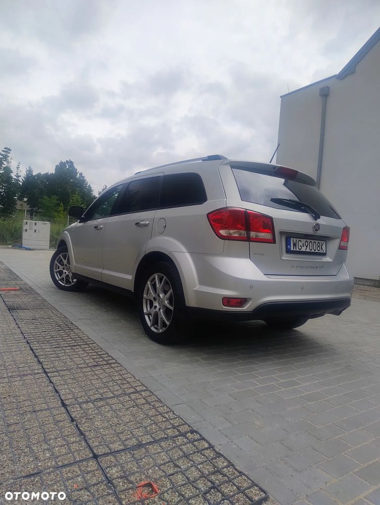 Fiat Freemont 2.0 Multijet Lounge AWD - 4