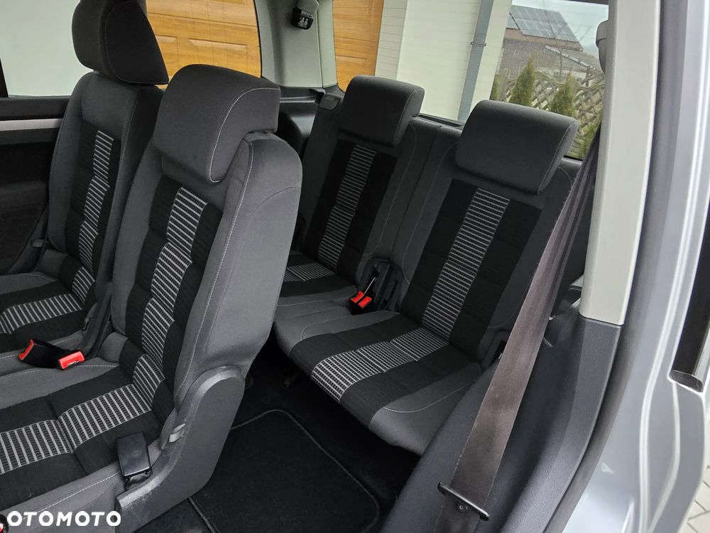 Volkswagen Touran 1.6 United - 22