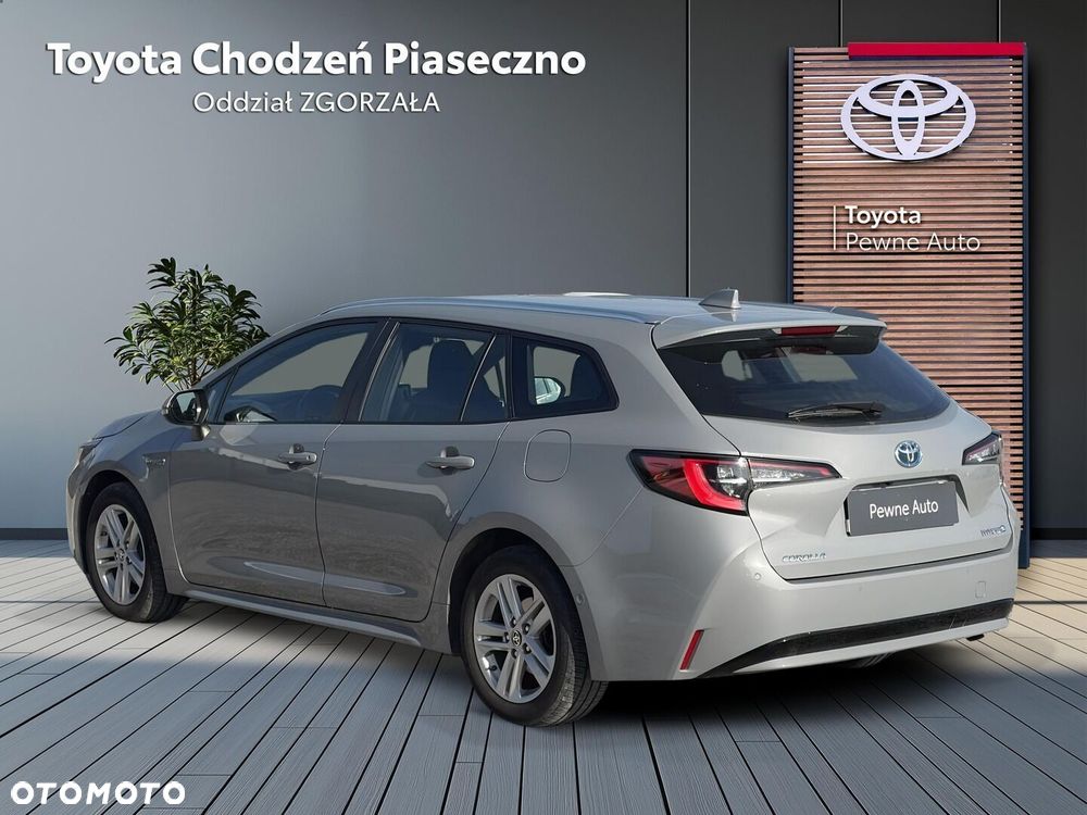 Toyota Corolla 1.8 Hybrid Comfort - 4