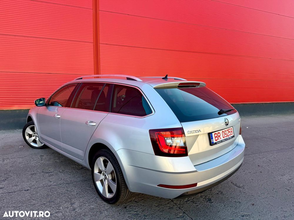 Skoda Octavia 2.0 TDI DSG Premium Edition - 3