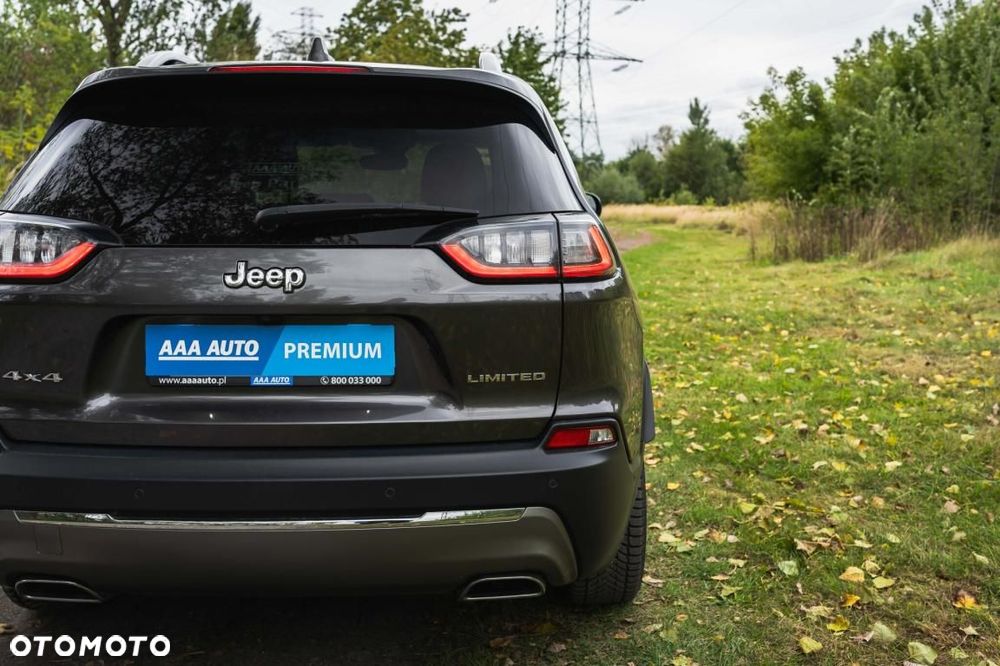 Jeep Cherokee - 12