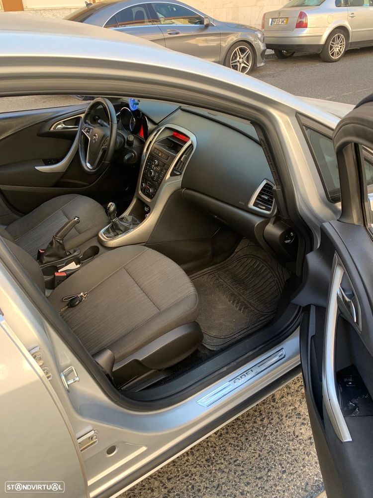 Opel Astra 1.3 CDTi Cosmo - 21