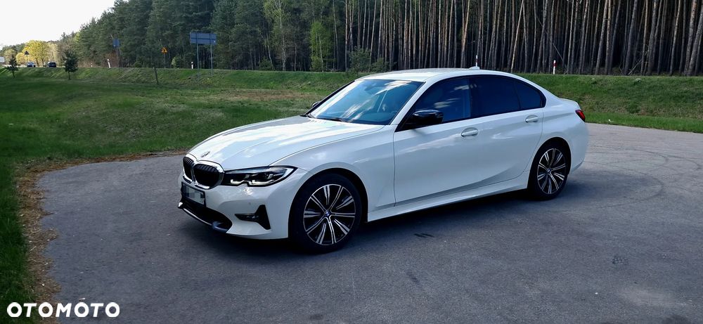 BMW Seria 3 320d M Sport - 4