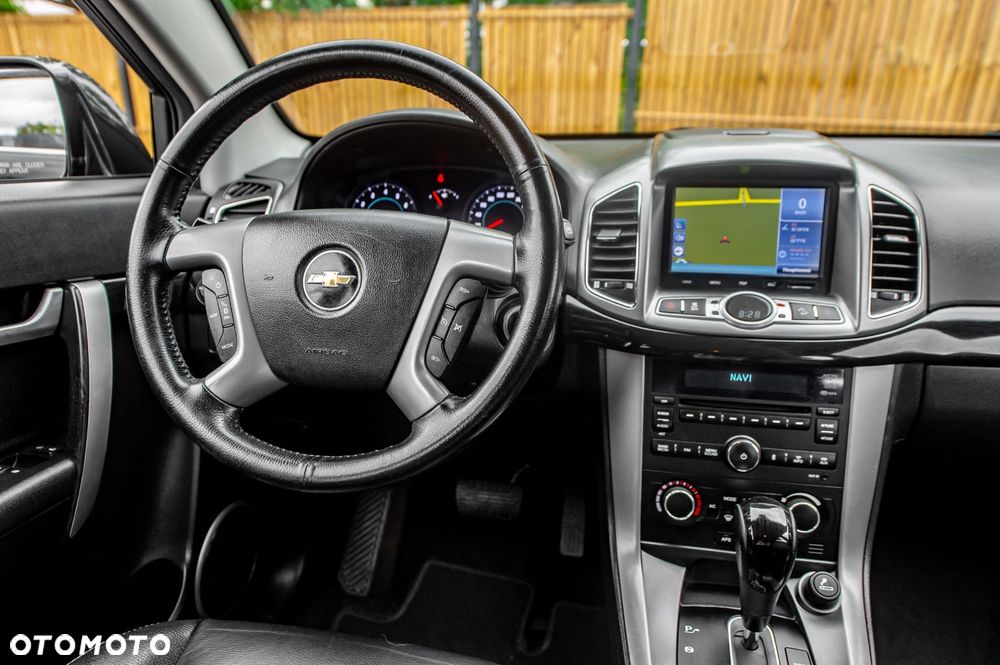 Chevrolet Captiva - 24