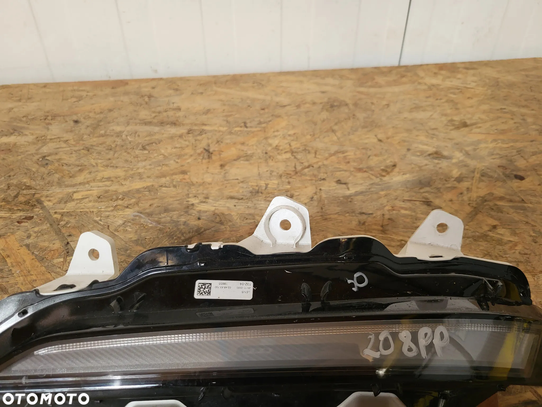 Halogen prawy LED DRL  Peugeot 208 II - 4