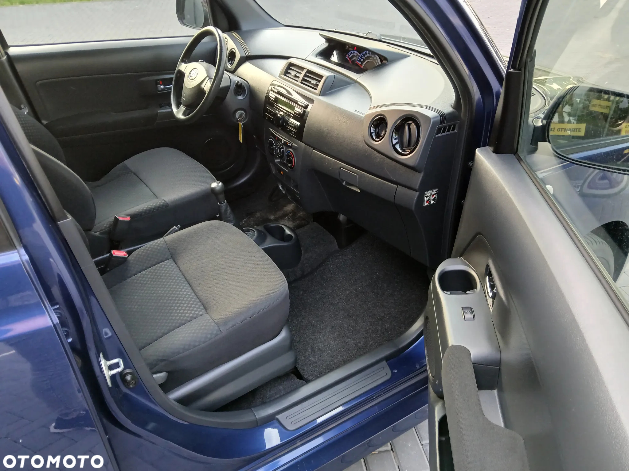 Daihatsu Materia 1.5 - 20