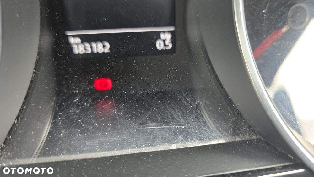 Volkswagen Touran 1.6 TDI SCR (BlueMotion Technology) Trendline - 13