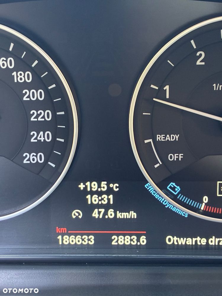 BMW Seria 3 320d xDrive - 8