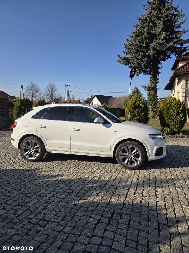 Audi Q3 2.0 TFSI Quattro S tronic - 3