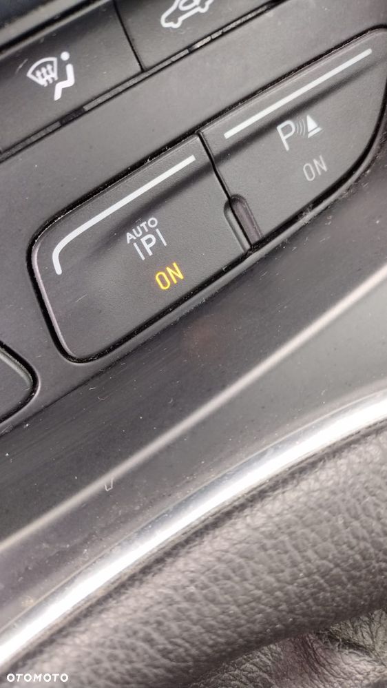 Ford C-MAX 1.6 TDCi Start-Stop-System Titanium - 21
