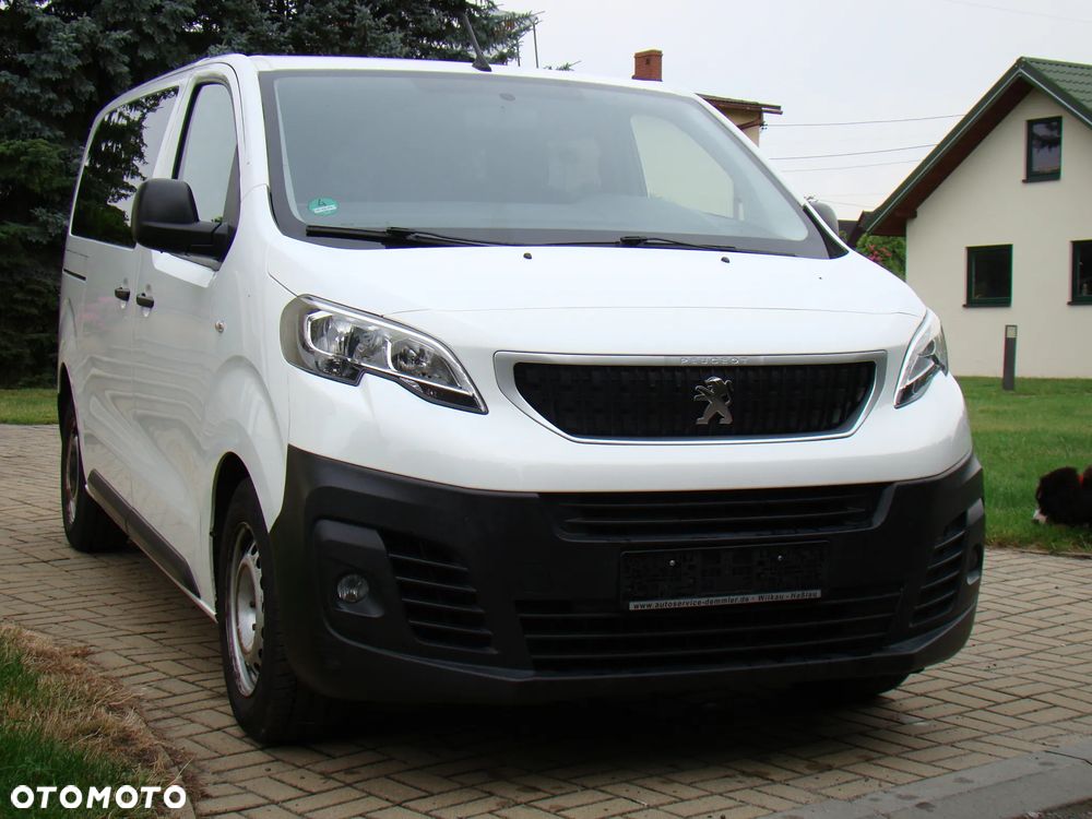 Peugeot Traveller - 18