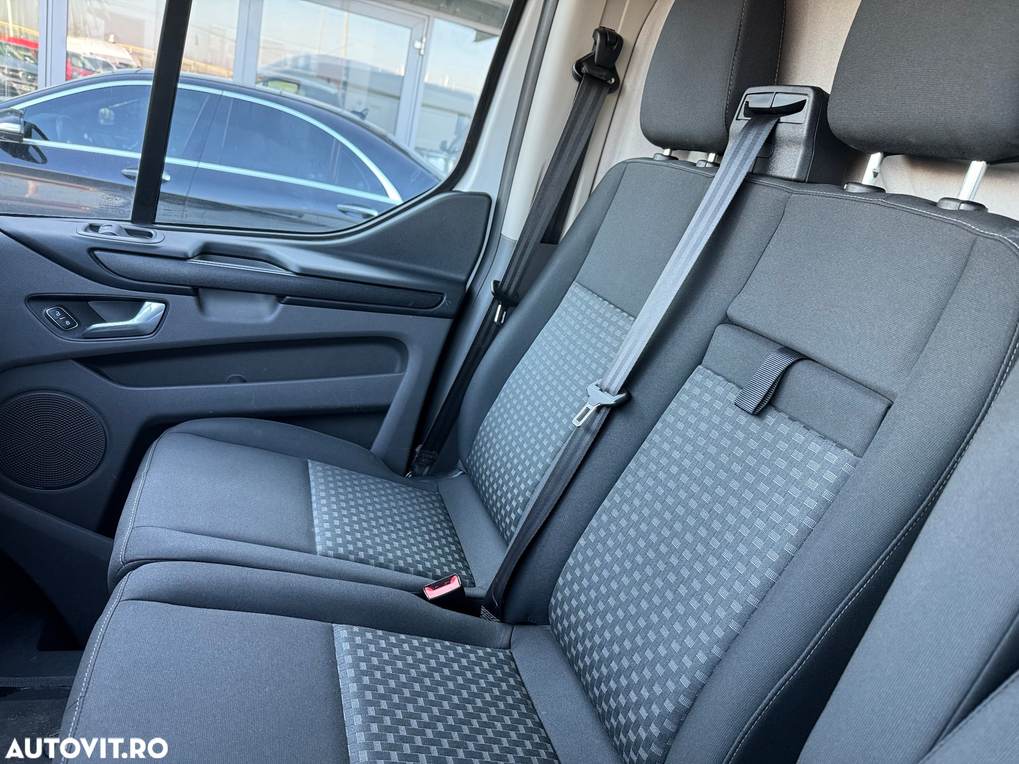 Ford Transit Custom 310 L2H2 PKW VA Trend - 21