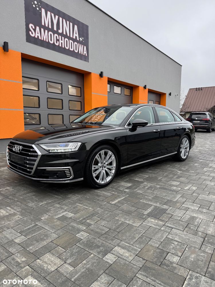 Audi A8 - 17