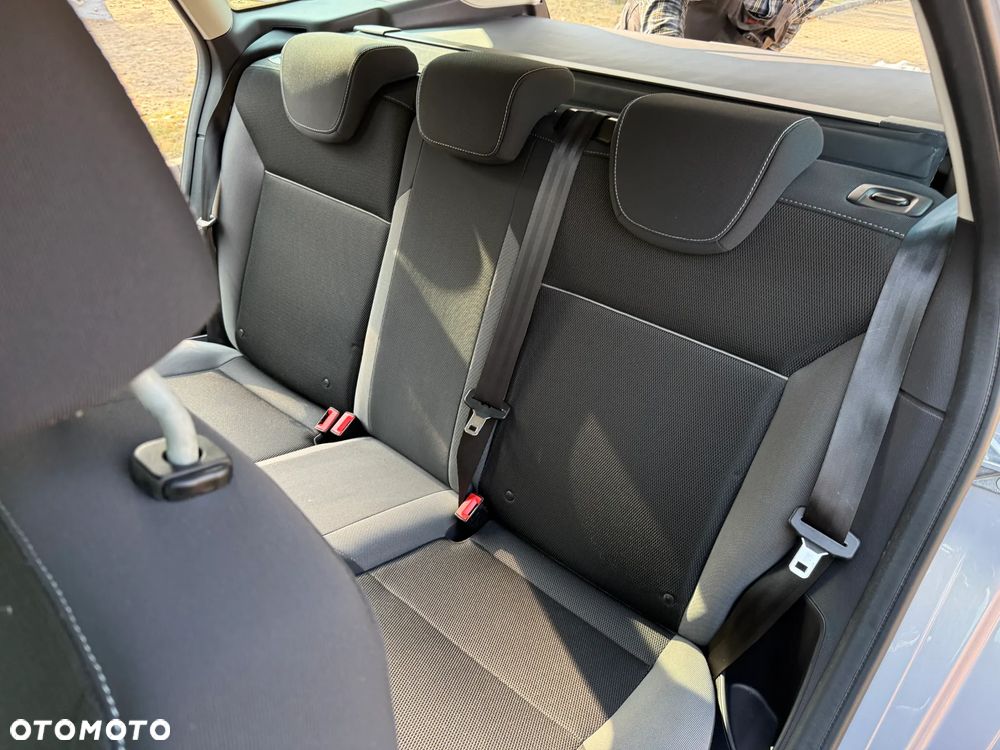 Ford Focus - 15