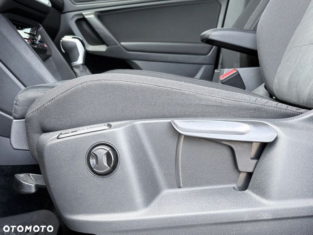 Volkswagen Tiguan 2.0 TSI 4Mot Elegance DSG - 22