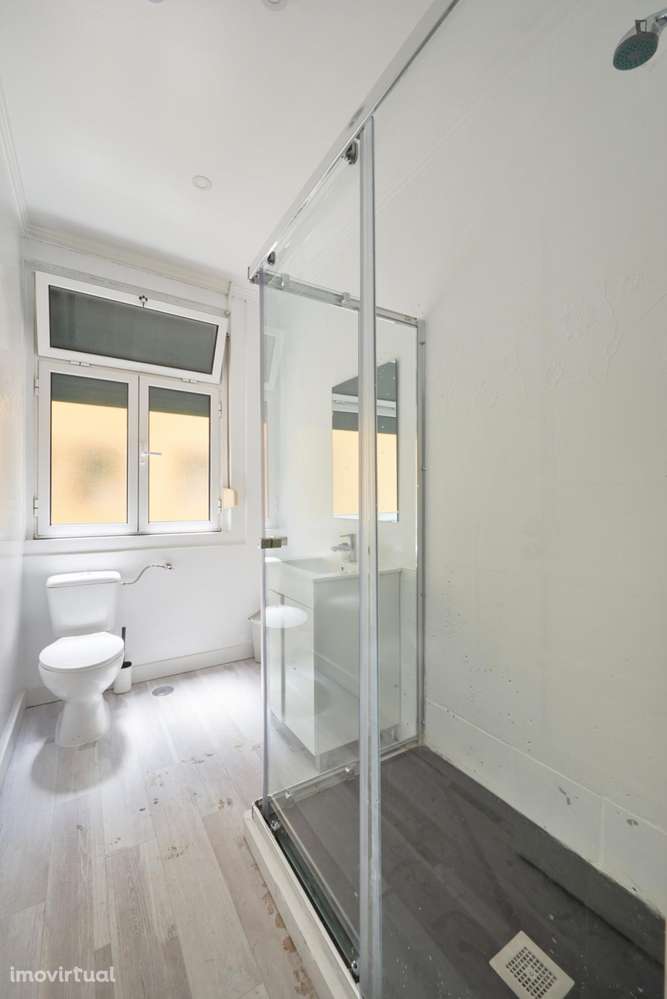 Quarto - localizado em Marquês de Pombal Lisbon - Grande imagem: 2/34
