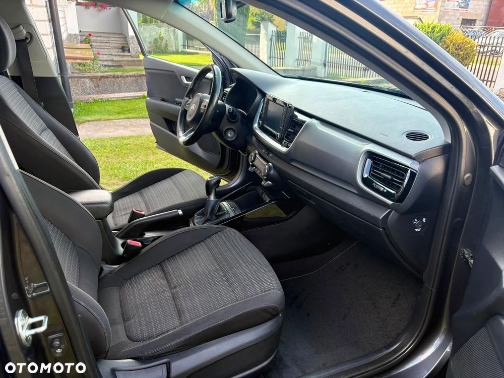 Kia Stonic 1.6 CRDi L - 19