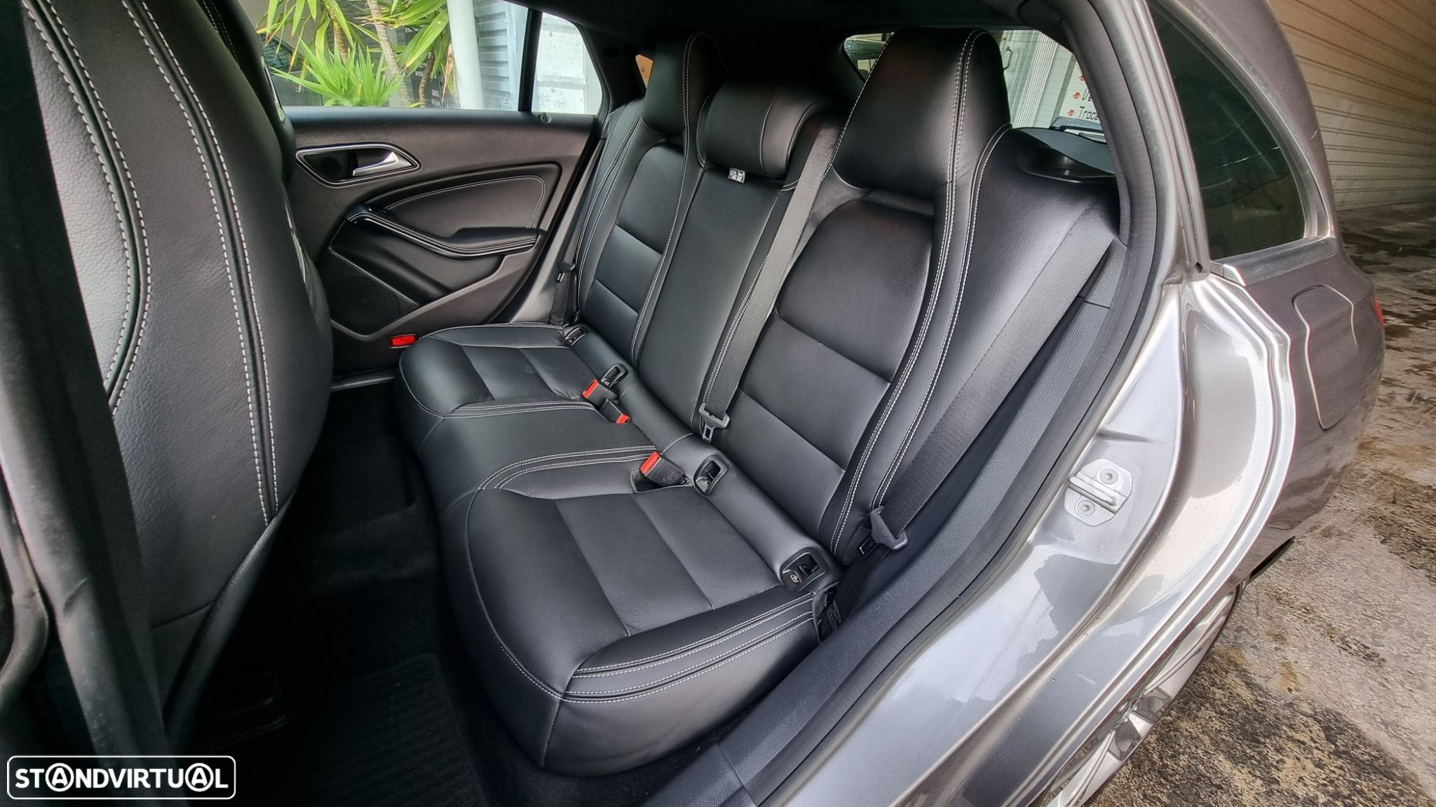 Mercedes-Benz CLA 180 - 5