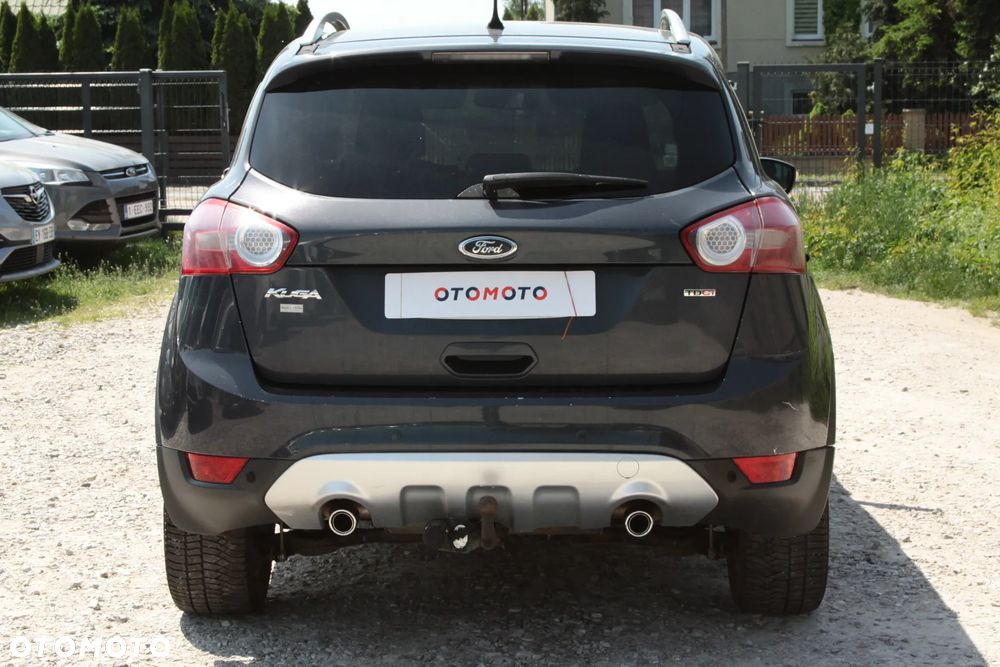 Ford Kuga 2.0 TDCi 2x4 Titanium - 9