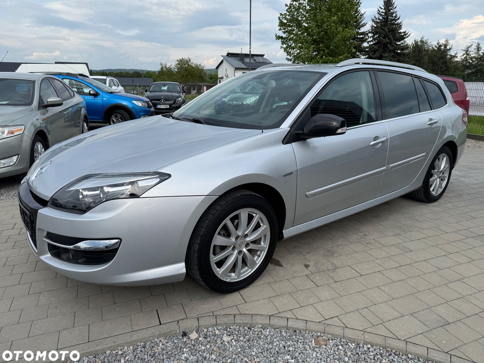 Renault Laguna Grandtour dCi 110 FAP Bose Edition - 5