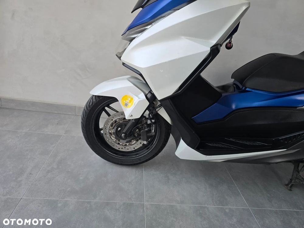 Honda NSS - 16