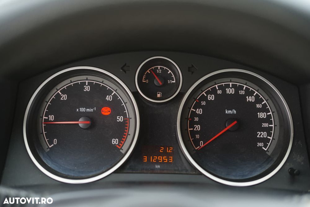 Opel Astra - 12