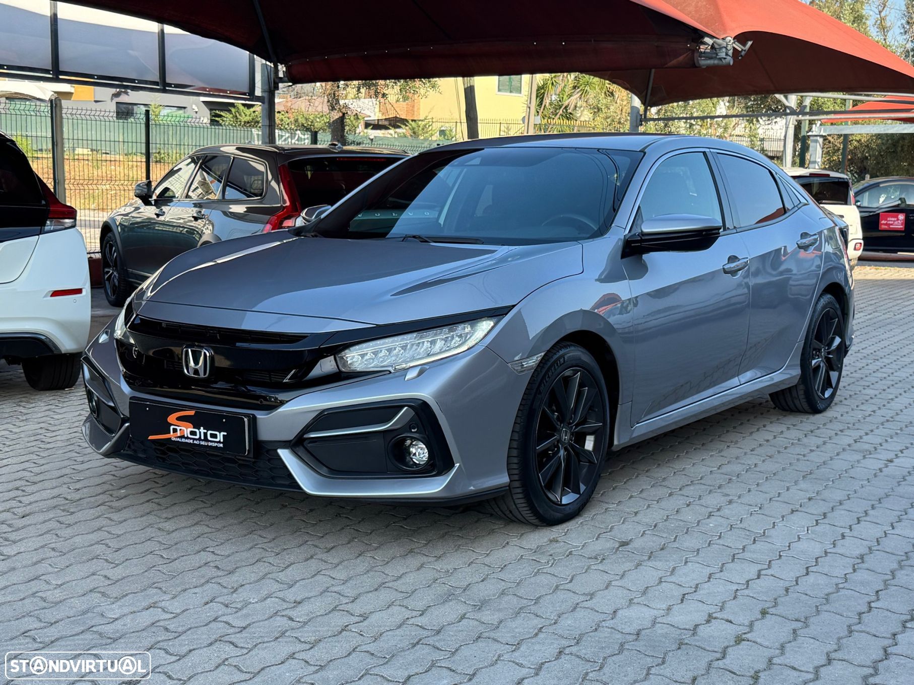 Honda Civic 1.0 i-VTEC Executive Premium - 1