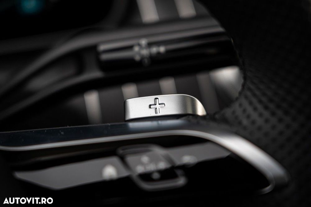 Mercedes-Benz C - 24