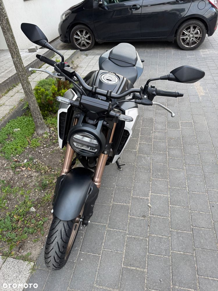 Honda CB - 3