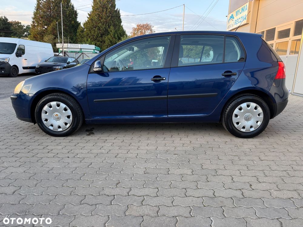 Volkswagen Golf 1.6 Comfortline - 11