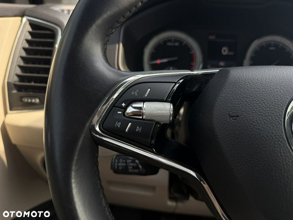 Skoda Karoq 1.5 TSI Style - 10