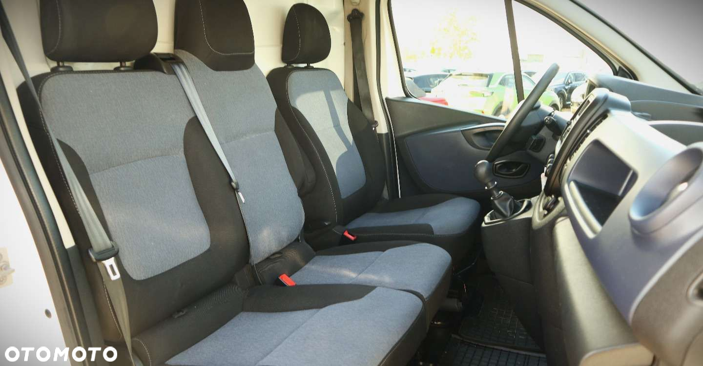 Opel Vivaro - 14
