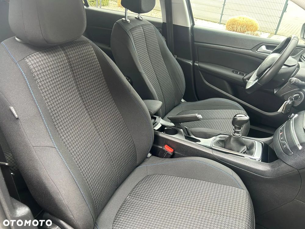 Peugeot 308 - 17