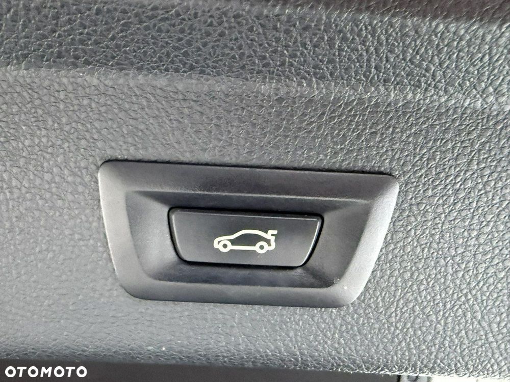 BMW 3GT 318d Advantage - 17