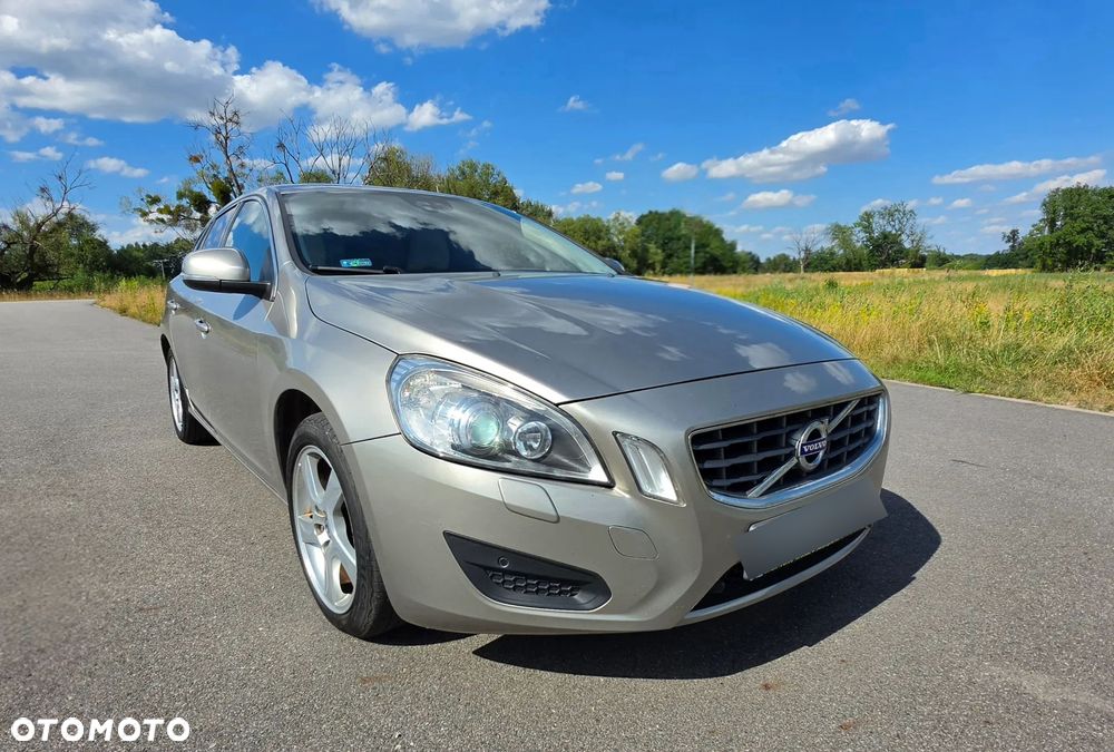 Volvo V60 D4 Momentum - 3