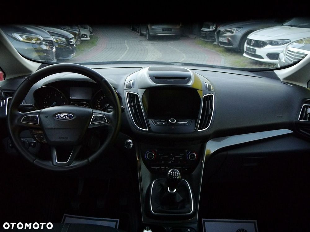 Ford C-MAX 2.0 TDCi Start-Stop-System Titanium - 24