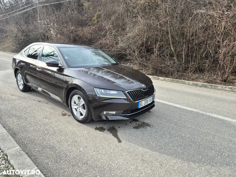 Skoda Superb 1.6 TDI DSG Style - 19