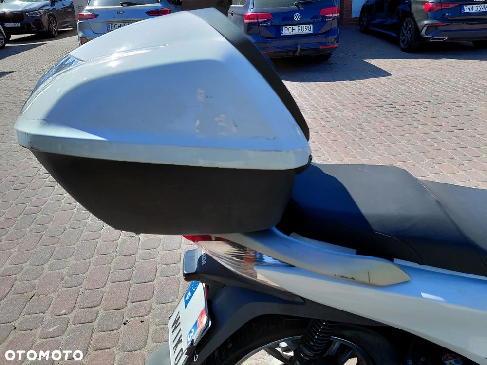 Honda SH - 9
