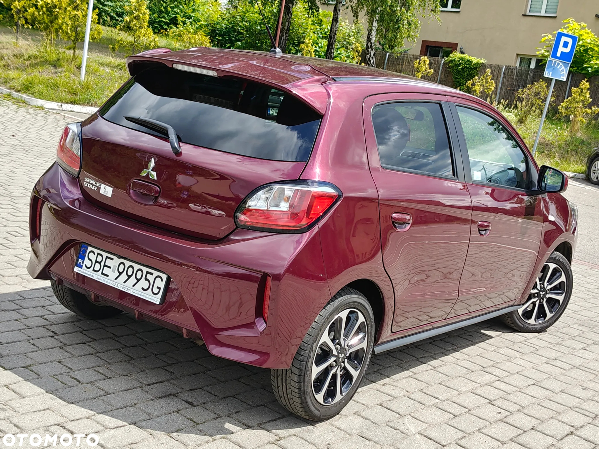 Mitsubishi Space Star AS&G 1.2 CVT Spirit+ Black - 3