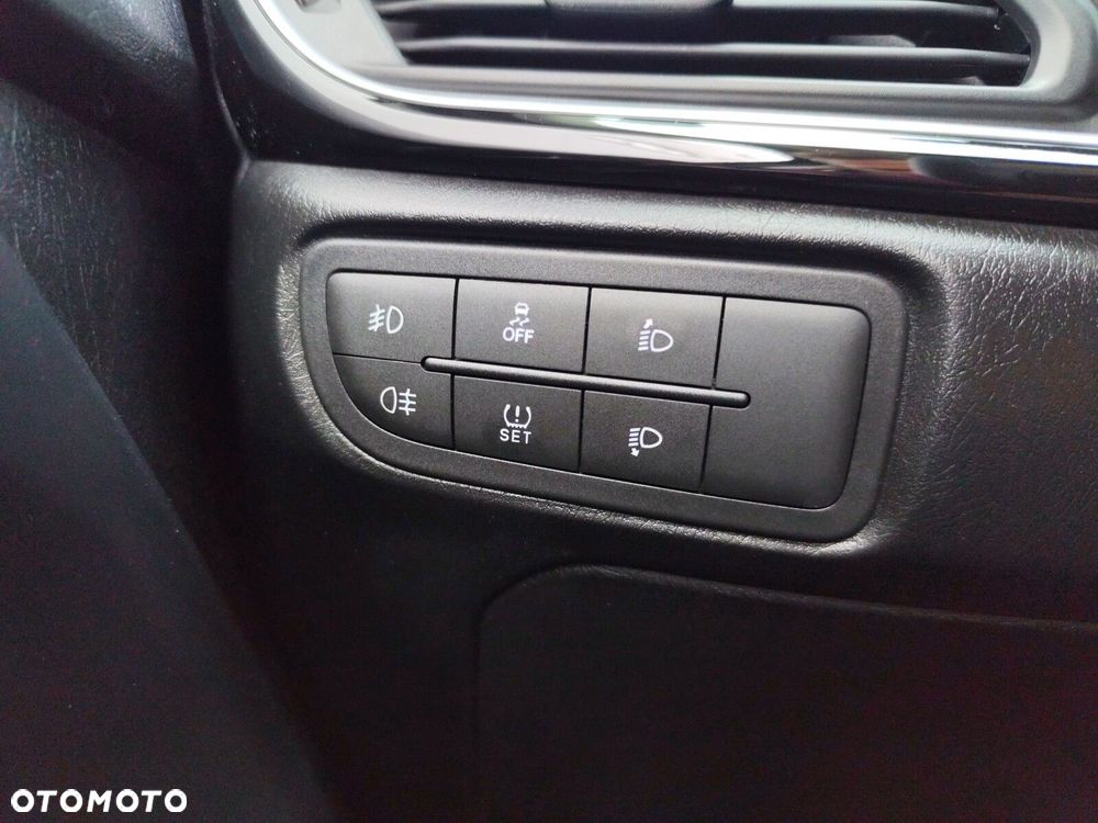 Fiat Tipo - 18