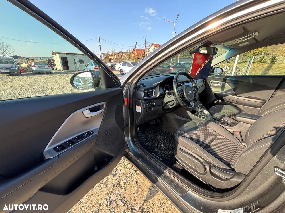 Kia Niro 1.6 GDI PHEV 2WD Aut. Vision - 9