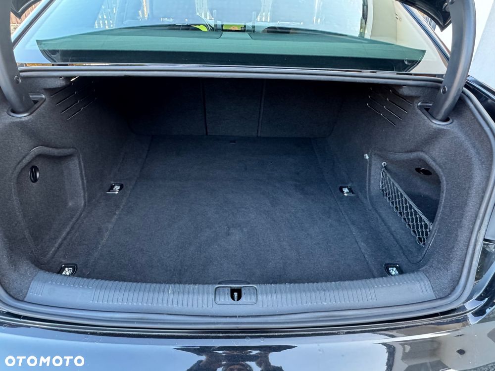 Audi A4 Limousine 35 TDI S tronic sport - 31